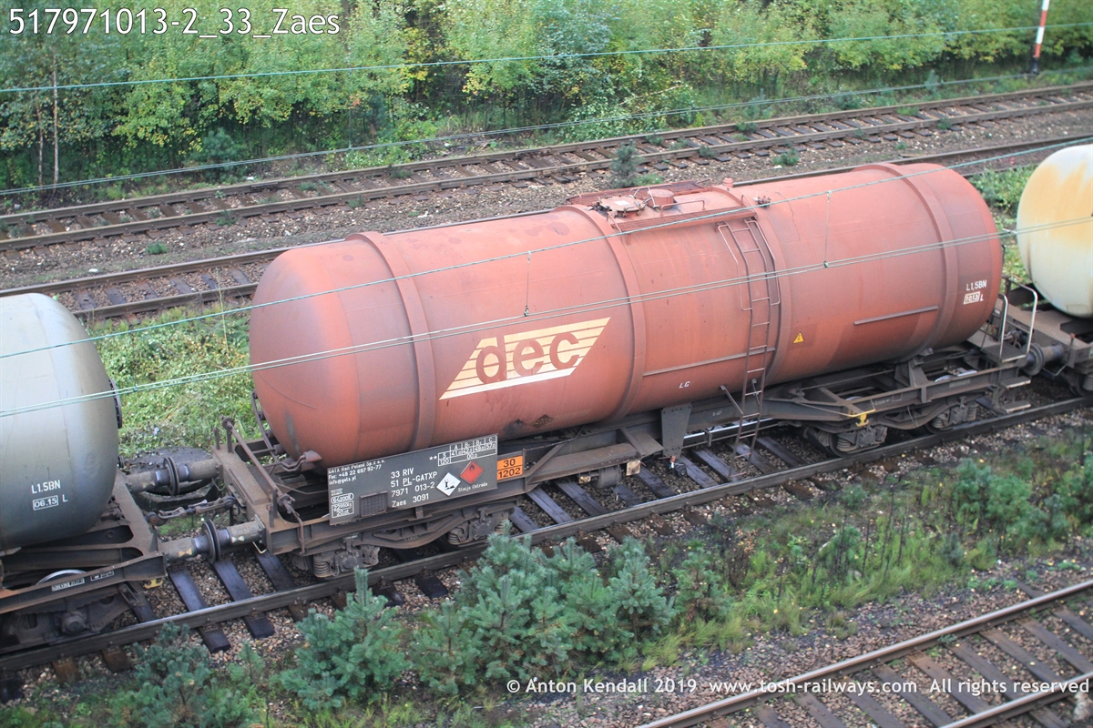 517971013-2_33_Zaes.JPG